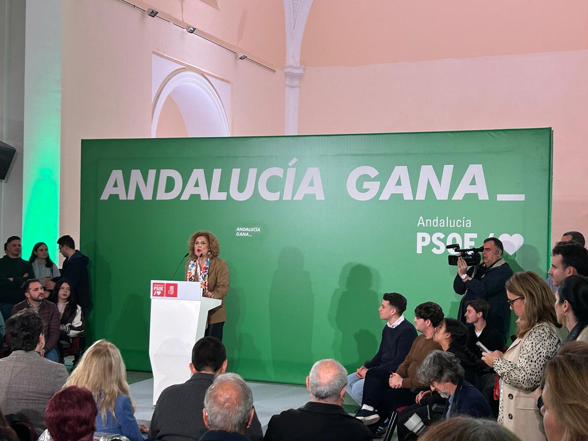 psoedehuelva's tweet photo. 🌹🌹 El @psoedehuelva con @mjmonteroc, un partido fuerte, imparable, imbatible, unido en un objetivo, recuperar la Junta y devolver los derechos y los servicios públicos que el PP de Moreno Bonilla le está arrebatando al pueblo andaluz 

#PSOE 
#PSOEdeHuelva
#AndalucíaGana https://t.co/cVxCsRFDum