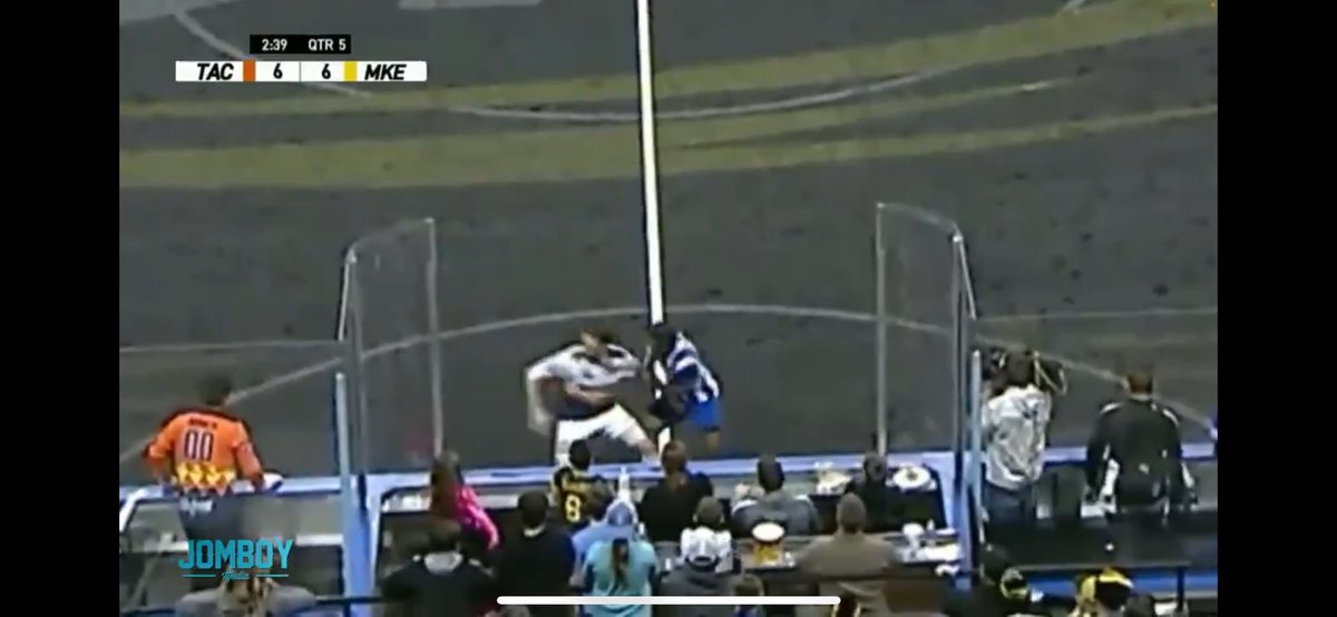 robbinsa1's tweet photo. @Jomboy_ @Jomboy_ Were they upset about the potential hold here? https://t.co/wdo8cC6CR0