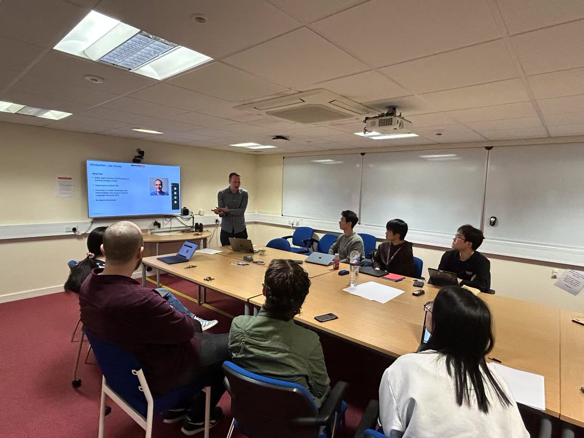 Manchester_NLP's tweet image. We are really delighted to have hosted @_joestacey_ from Imperial, who gave a talk on "Atom-based Approaches to Creating Interpretable NLI Models" at the @Manchester_NLP Seminar on Chinese New Year's Day 🎊🍻🎋