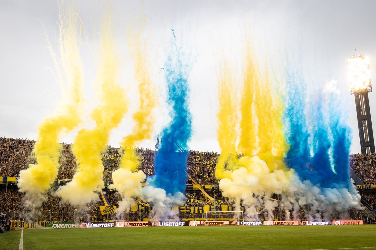 Tan distinto a los demás 🇺🇦😍