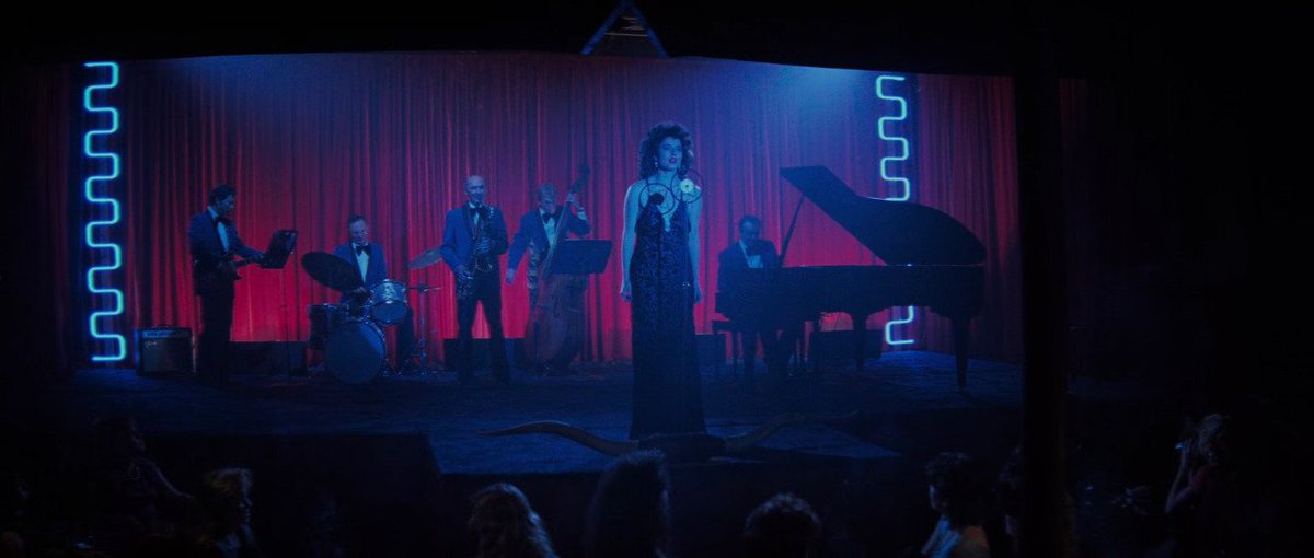 TheCinesthetic's tweet photo. Blue Velvet (1986) dir. David Lynch https://t.co/7rnZoTNYnS