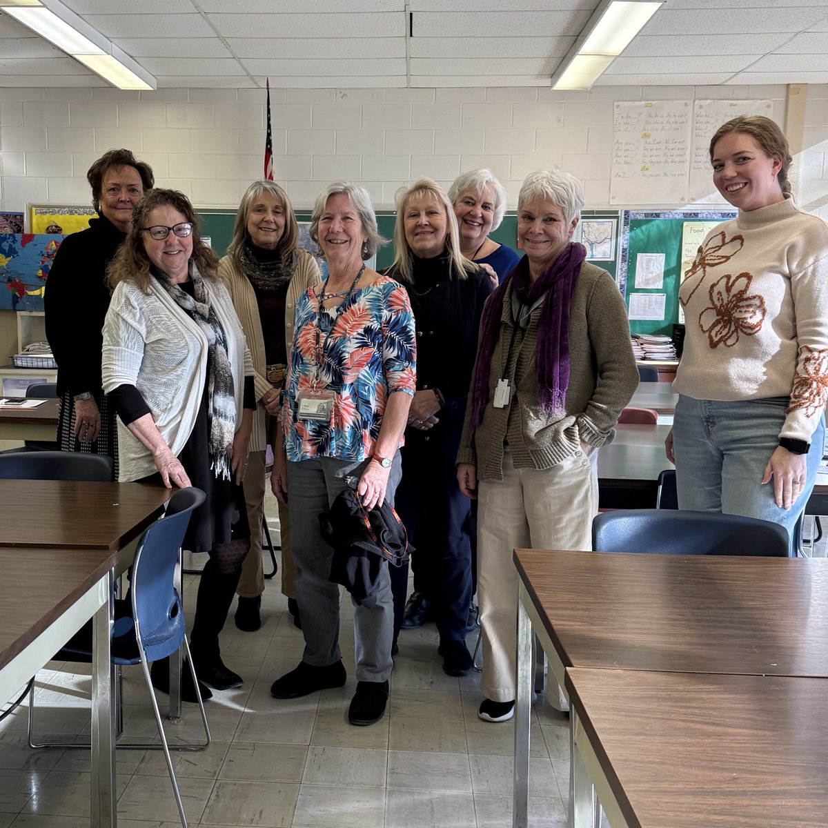 NorwichRegAdEd's tweet photo. Stronger Together! ESOL teachers met to share ideas &amp; support English learners. Thanks to Kelly Sheehan, LEAD Mosaic Community Engagement Coordinator. We are partnered with LEAD Mosaic to promote cultural celebration, education, and civic engagement to our community #LEADMosaic https://t.co/y6qyy15kNH