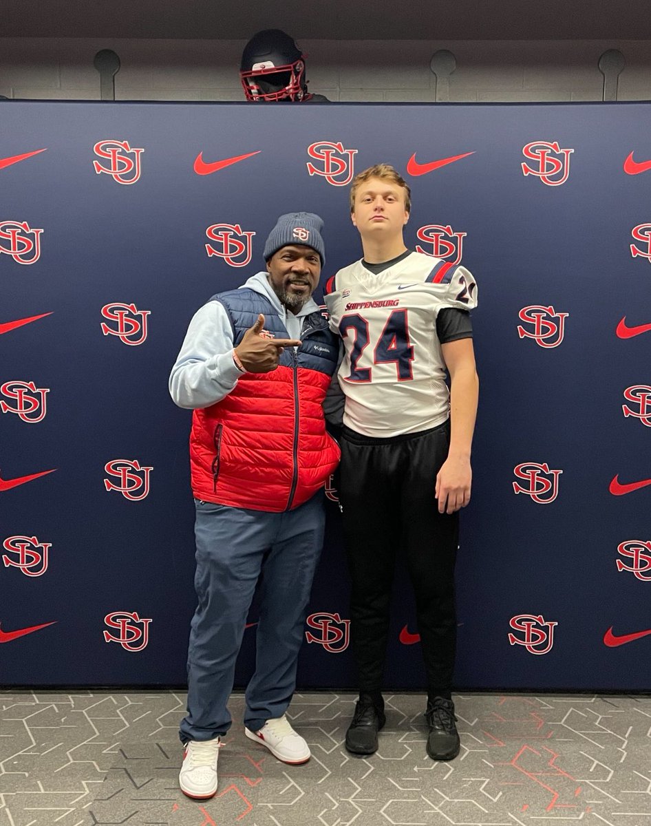 Congratulations <a href="/DVittese/">Denny Vittese</a> on committing to play Division 2 college football at <a href="/ShipFootball/">Shippensburg Football</a> 

Best of luck at the next level! 

Go BEARS

#WHOSNEXT