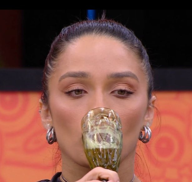 eucrdzc's tweet image. bem-vinda de volta Cersei #BBB25