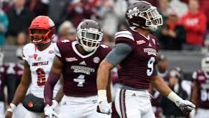 mjevans2008's tweet photo. Blessed to receive an offer from @HailStateFB truly thankful,all glory to God🙏🏾@coachdt48 @coachabrams @UANextFootball @AL6AFootball @Rivals @247Sports @HallTechSports1 @BHoward_11 @JohnGarcia_Jr @On3Recruits @Jeff_XOS @PrepRedzone @ChadSimmons_ https://t.co/hdJET68v4L