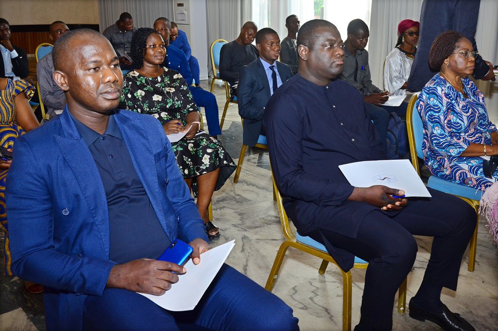bricekodjo's tweet photo. En ma qualité de 1er vice-président chargé des affaires politiques, j’ai représenté le #MPDD au séminaire sous régional sur le contentieux électoral dans le cadre des élections des sénateurs du Togo.
#PourLeTogo
#ElectionSenatoriale https://t.co/Y7a0XOCOjr