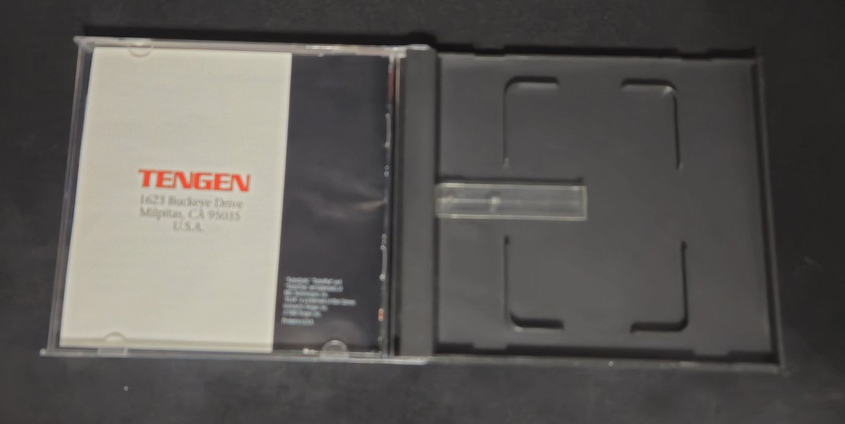 eastretrogamer's tweet photo. Klax case and manual for the NEC TurboGrafx-16.

#retro #retrogame #retrogames #retrogamer #retrogamers #retrogaming #retrogaminglife #game #games #gamer #gamers #gaming #nec #TurboGrafx #turbografx16 #turbografxcd #turboduo #turbopad #pcengine #pcenginecd #pcenginegames #klax https://t.co/wkFCqtKYvz