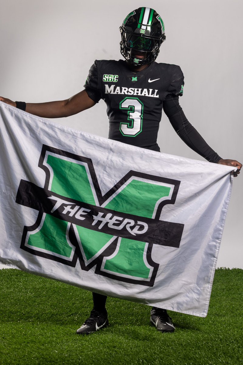 COMMITTED!! Thank you God! 
Excited to begin this next chapter! 
<a href="/coachdavewalker/">David Walker</a> <a href="/CoachRSmith1/">Rod Smith</a> <a href="/CoachTonyGibson/">Tony Gibson</a> <a href="/HerdFB/">Marshall Football</a>