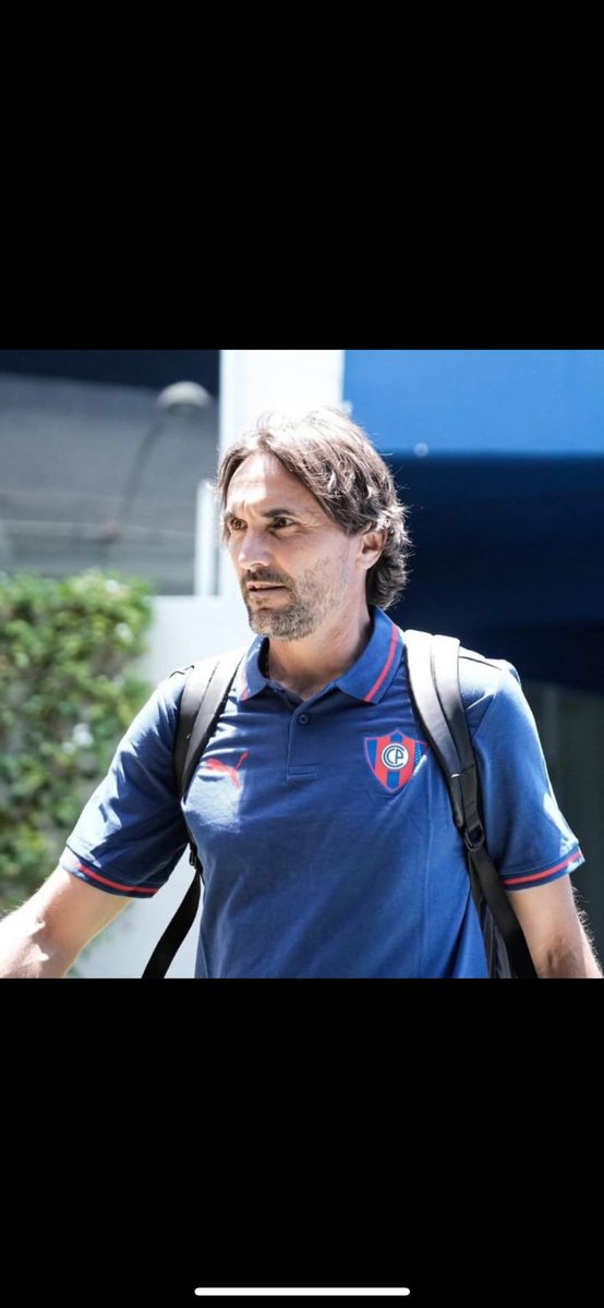 Acuerdense de mi , este energumeno no va a dirigir mas de 3 partidos mas de lo que va , se veia venir después de improvisar con este DT , era tan dificil hacer lo lógico y traer a Garnero ?? 

#CerroPorteño