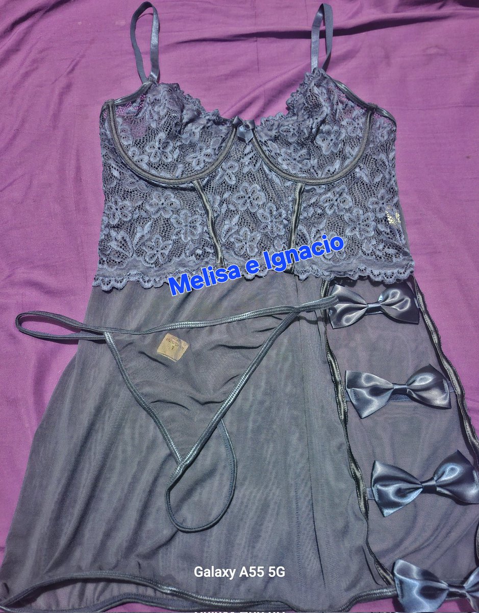 Un amigo de mi esposo me mando este detalle le gusto lo que hicimos aquel día 🤤 qué quiere que modele esta lenceria para el y mi esposo... supongo ago buenos jales 😋😅🫣😏😏