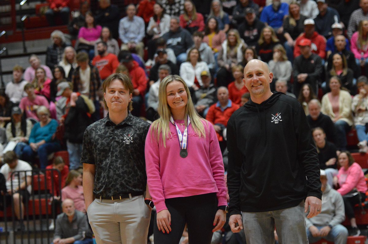 Jackson golfer <a href="/juliaschlitt1/">julia schlitt</a> was recognized at halftime during the <a href="/IndiansMensBall/">Jackson Indians Men’s Basketball</a> game last night for her historic junior campaign.

This past fall, Schlitt placed 2nd at the MSHSAA Class 4 Girls Golf Championships to become the highest state medalist in program history 🏌️‍♀️🥈