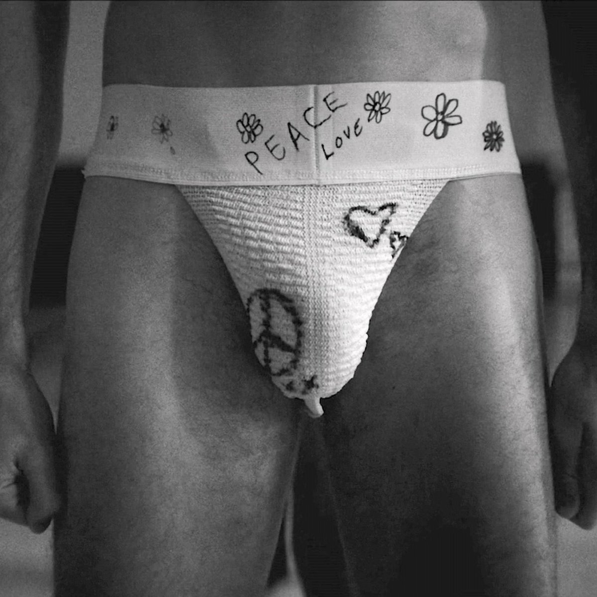 suho_jinyoung's tweet image. jacob elordi in ‘oh, canada’ (2024)