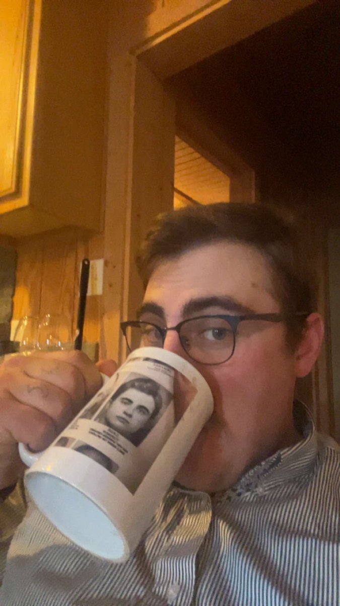 •beck• tweet media