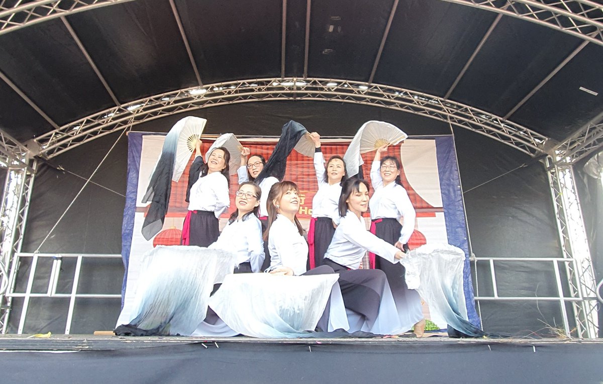 We love, love, love the beautiful dance performances from the South Glos Chinese Association dancers. So elegant and mesmerising.
#WYHNewYear #lunarnewyear #chinesenewyear #springfestival #春節