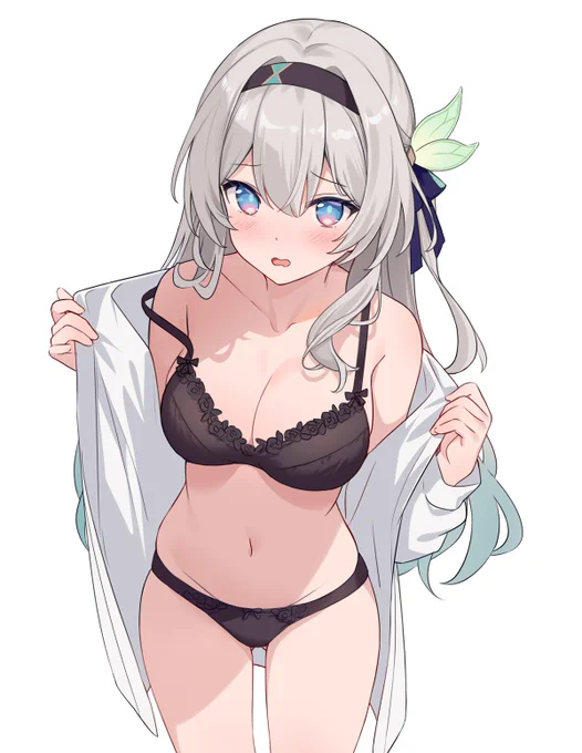 (ノ*゜▽゜*) 