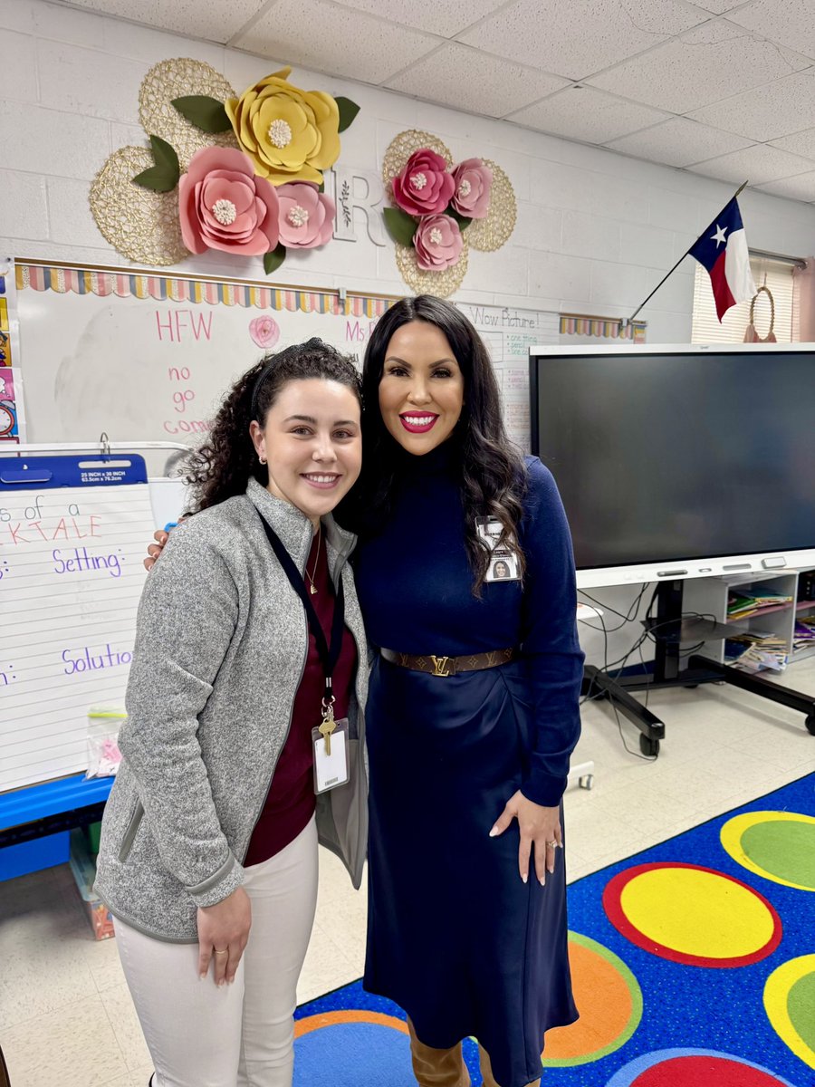 Laura Franco-Flores tweet media