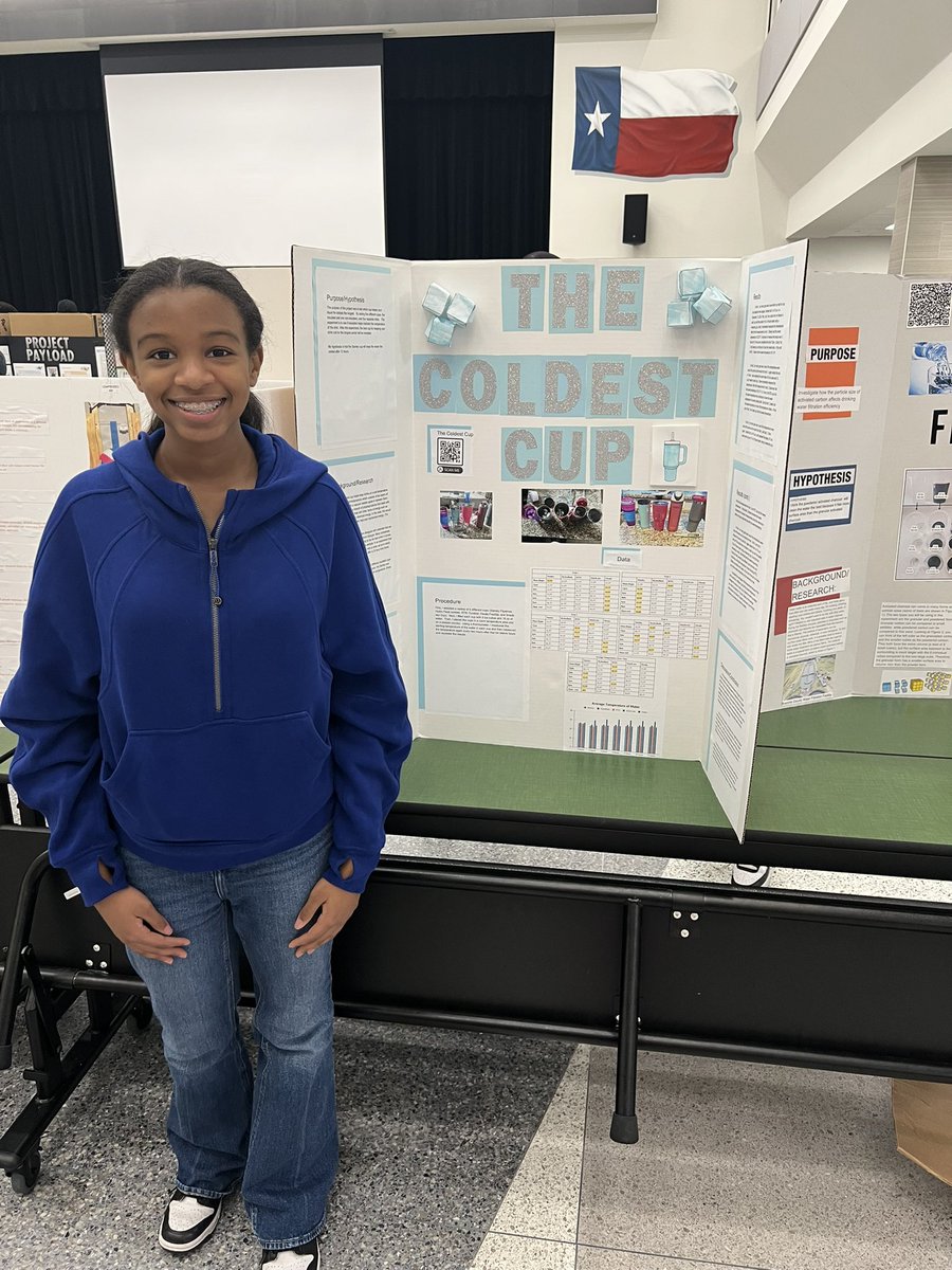 Of course I had to come support the niece at her first STEM fair ! Congrats Jordy your data is looking excellent. #Quantitative#STEM#