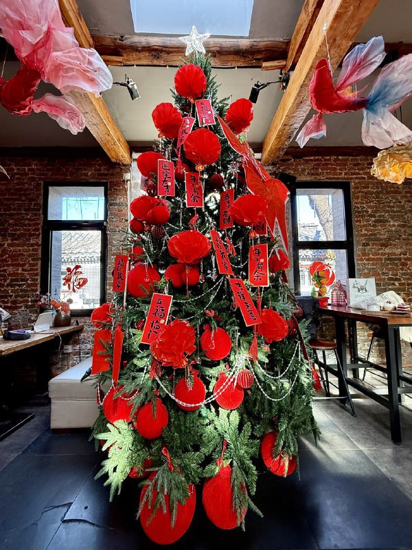 ca_thy_86's tweet image. Good morning! As the snake sheds its skin, may you shed past burdens and embrace transformation. May this year bring renewal, growth, and new beginnings filled with hope and promise. 🧧❤️