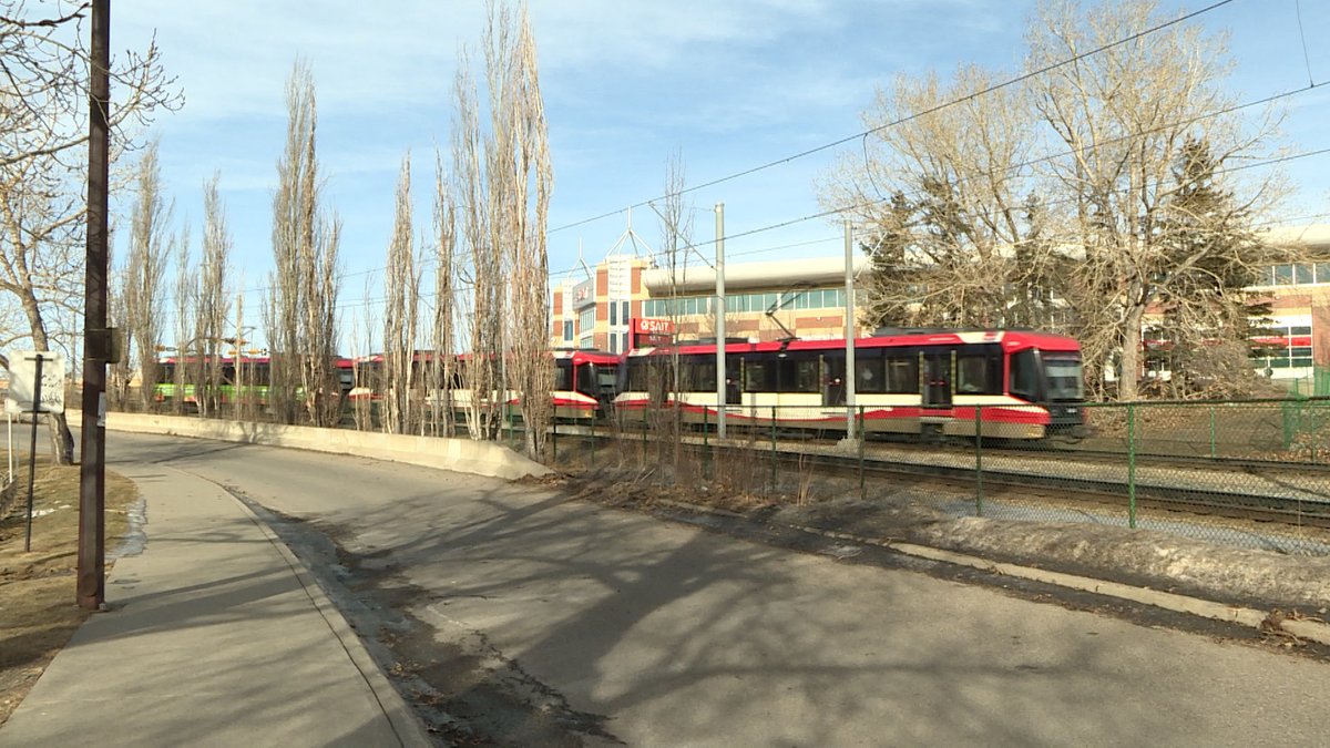 IsaacKennedyy's tweet photo. Calgary City Council approves plans for the Green Line LRT #yyc #Calgary #GreenLine #LRT #SAIT #RTBN https://t.co/FwsOTJZa3h