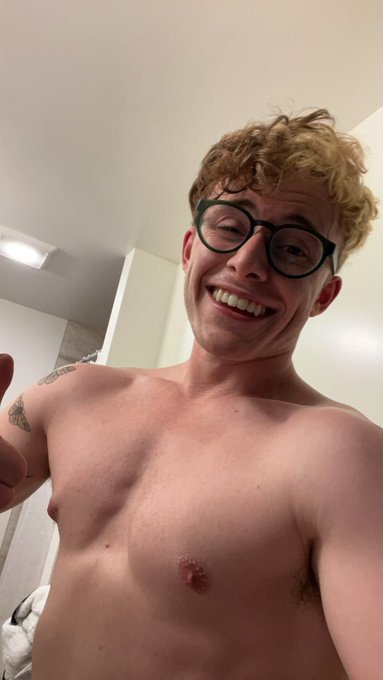 I love a good morning lift :) https://t.co/DnMG5DLZAq
