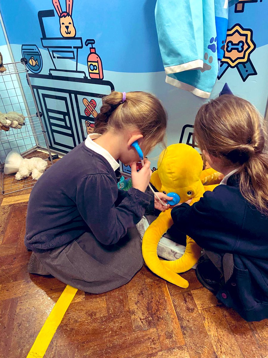 HogarthPS's tweet photo. A few more photos from Year 1’s Little City workshop 
today. 
#aspirationsweek2025 https://t.co/fPSjqk9B85