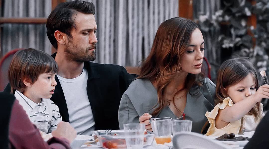 4winterhere's tweet image. biz sadece bir aşk hikayesi değildik, biz bir aileydik çok güzel bir aile