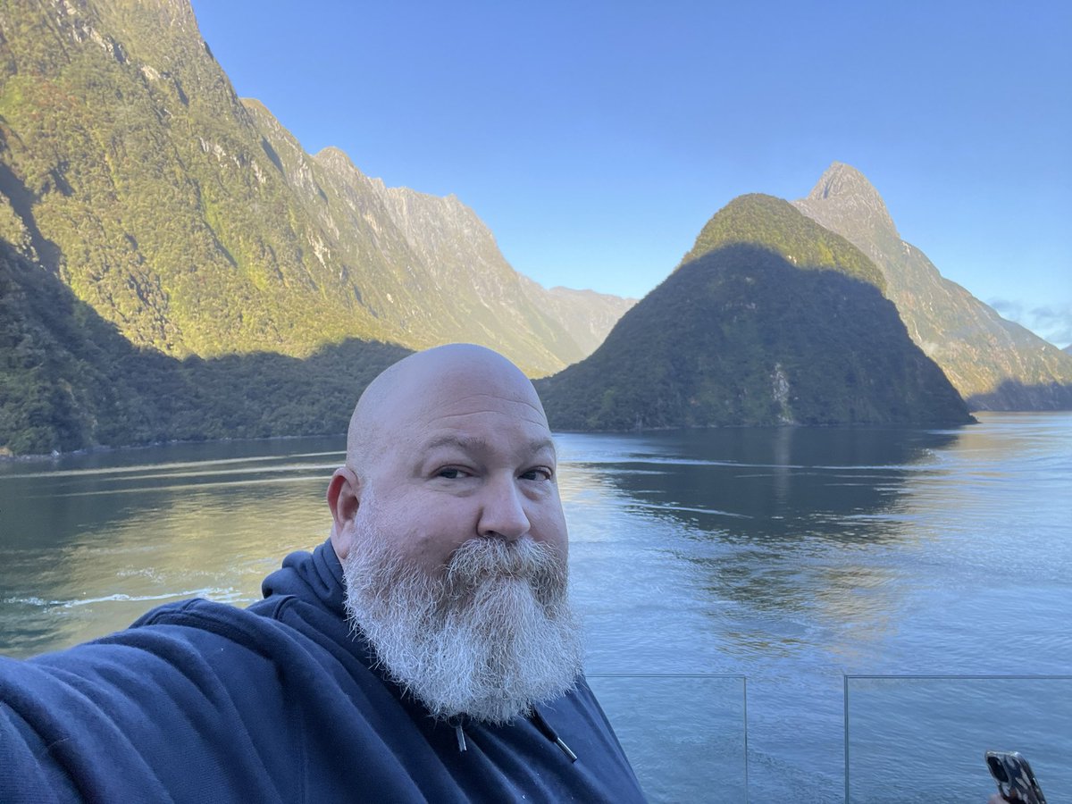 Meatierologist tweet media