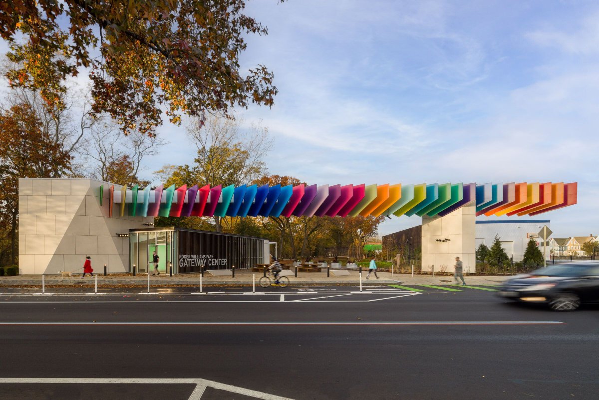 Archello's tweet image. The Roger Williams Park Gateway Center in Providence celebrates community identity through vibrant design, sustainable materials, and inclusivity.
buff.ly/4jMpkqu
#SustainableDesign #CommunityArchitecture #CulturalIdentity