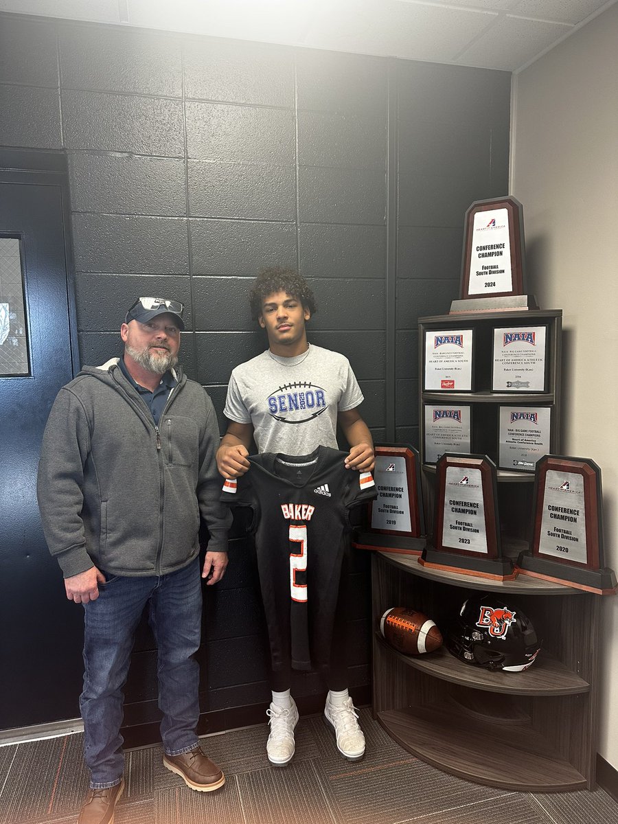 Brenden Griffin (@bgriffin_4) on Twitter photo After a great visit and conversation with <a href="/CoachMRegalado/">Miguel Regalado</a> I have received an OFFER from <a href="/BakerU_Football/">Baker University Football</a>. <a href="/Coach_Tuck_47/">Tucker Pauley</a> <a href="/6starfootballKS/">Six Star Football | KANSAS</a> <a href="/coach_marple/">Coach Marple</a> <a href="/PrepRedzoneKS/">Prep Redzone Kansas</a> After a great visit and conversation with <a href="/CoachMRegalado/">Miguel Regalado</a> I have received an OFFER from <a href="/BakerU_Football/">Baker University Football</a>. <a href="/Coach_Tuck_47/">Tucker Pauley</a> <a href="/6starfootballKS/">Six Star Football | KANSAS</a> <a href="/coach_marple/">Coach Marple</a> <a href="/PrepRedzoneKS/">Prep Redzone Kansas</a>