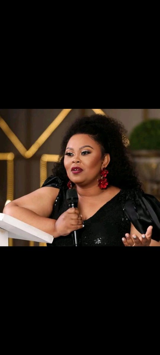 #Uthandonesthembu fearless, brave calls a spade a spade sure but deep down she's broken kahle Kahle her boss didn't do anything, uyazi udliwa yhini! Go argue somewhere else I said my piece