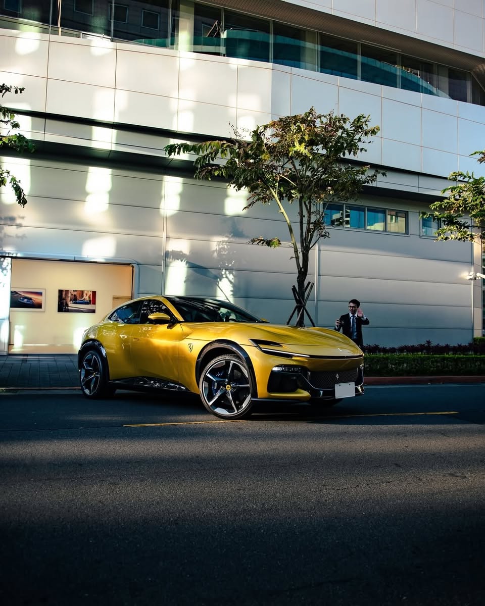 CarManToday's tweet photo. Introduced together with the Ferrari #SF90Spider, Giallo Monte Carlo might be the perfect match for the Ferrari #Purosangue
#FerrariChat #Ferrari
π» richonwheels_ (IG) https://t.co/3sSQPXLn6A