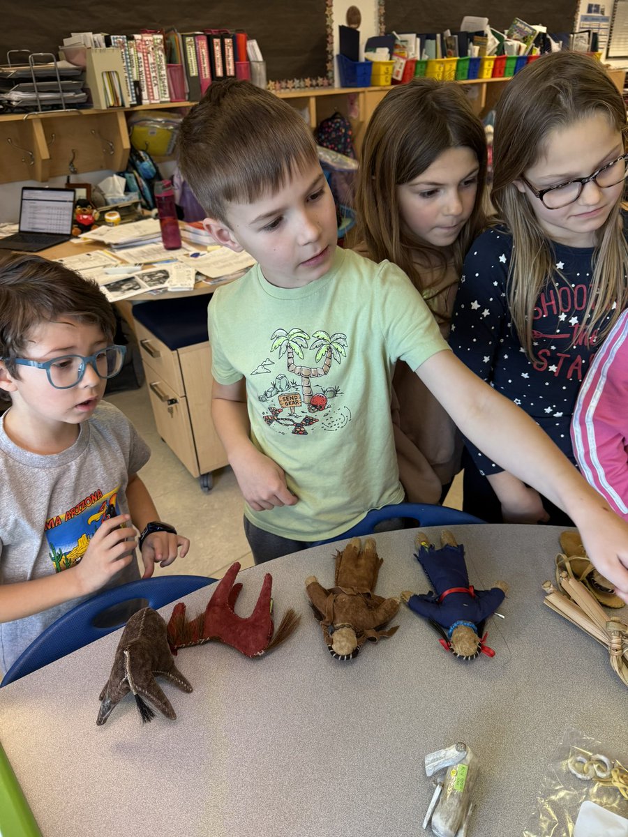 Exploring First Nations artifacts <a href="/IndusRvs/">Indus School</a> #rvs