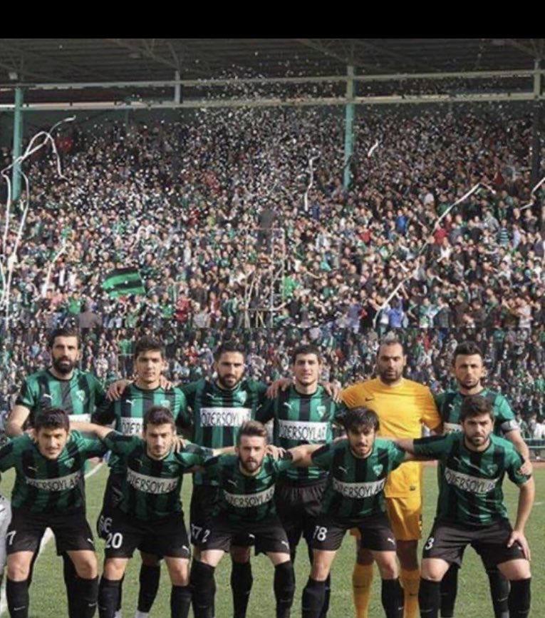 Onurla gururla dolu dolu 5 sezon...
#Amatördensüperlige