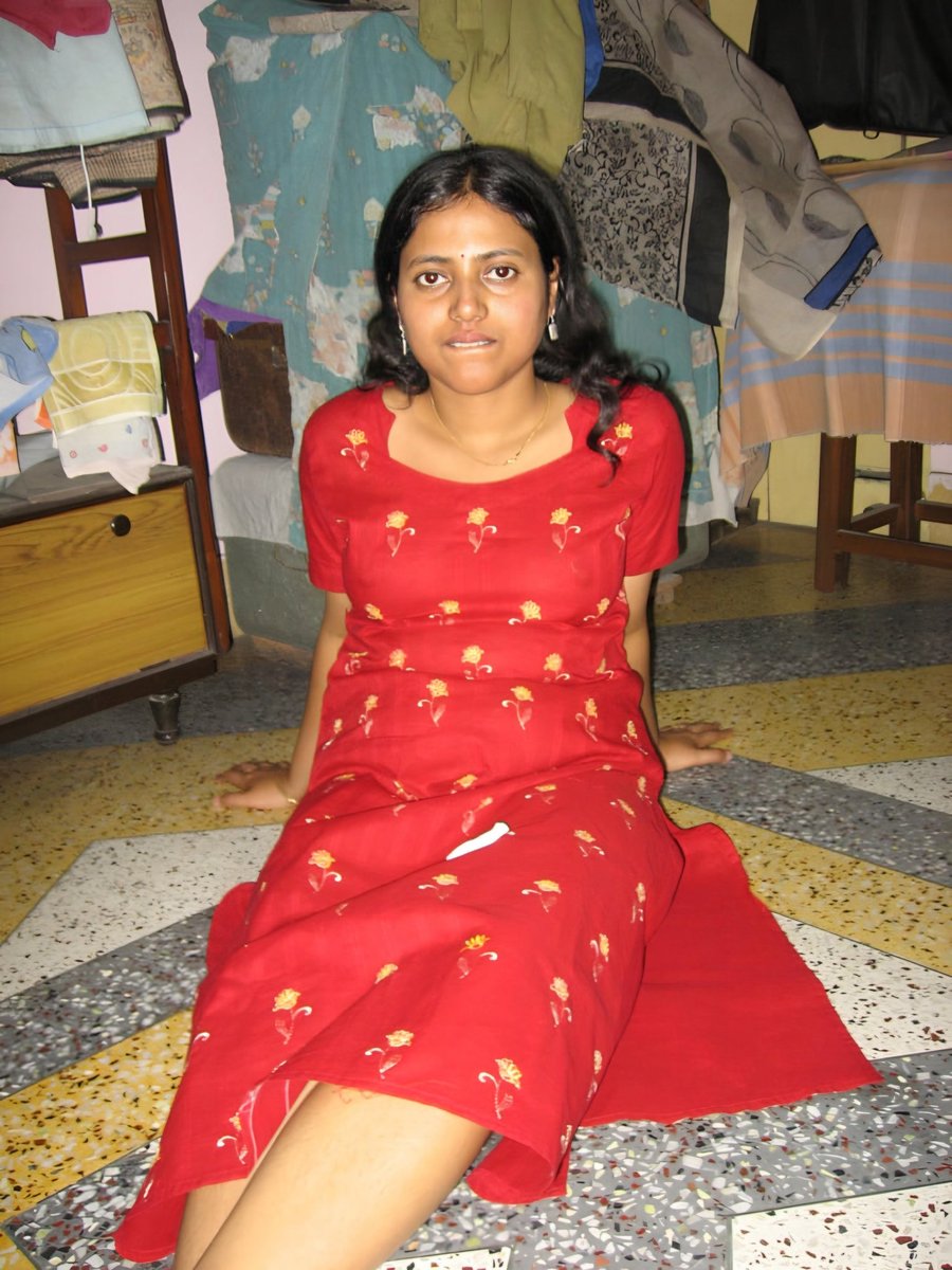 beachbabiz's tweet photo. Thread - 1 :- 
             (1/2) Beautiful Mallu Aunty Collection 🥰🤩... 
🔗Rt 🔄 & Mami ✍️