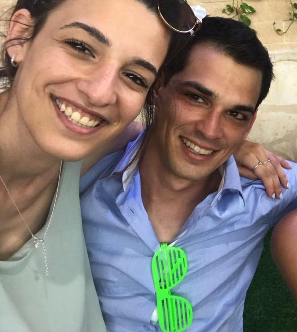 AvivaKlompas's tweet image. Some hostages are coming home only to face the devastating reality that their loved ones are gone.

Arbel Yehud will learn that her brother, Dolev, was murdered on October 7.

Gadi Moses will learn that his partner, Efrat Katz, was murdered.

The anguish Arbel and Gadi have…