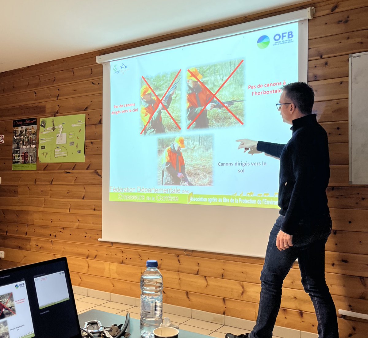 2ème session de la peine de stage citoyenneté de sensibilisation aux infractions de chasse assuré par <a href="/fdchasseurs19/">Fédération des Chasseurs de la Corrèze</a> et <a href="/OFBiodiversite/">Office français de la biodiversité</a> ⚖️

👉 Rappel du cadre réglementaire
👉 Projections de situations ❌
👉 Passages individuels au cinétir pour corriger les mauvais comportements