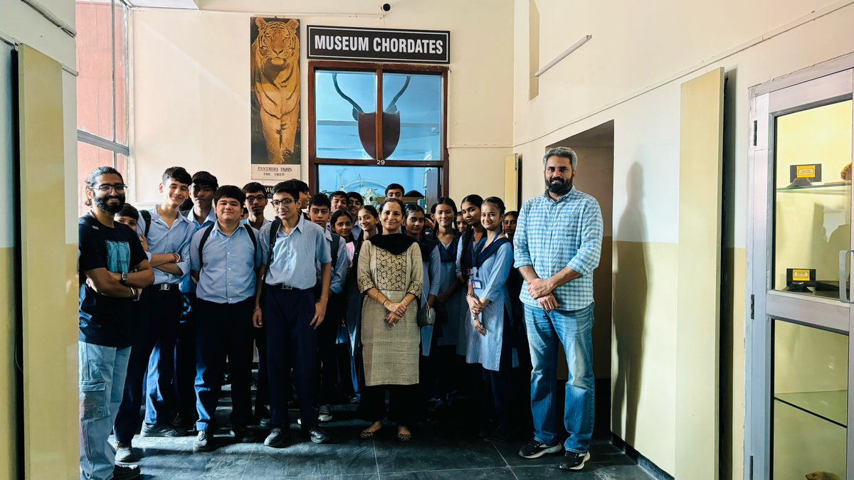 iym_pu's tweet photo. Date: 8 Nov 2024
Igniting Young Minds @OfficialPU

Exposure visit to Science Museums @gmsss33dchd 

Facilitated by Directorate of School Education, Chandigarh
@SchoolEduChd @HPSBRAR @EduMinOfIndia @PrinSciAdvGoI @PMOIndia @sembi_jk https://t.co/VWYjxNUmKi