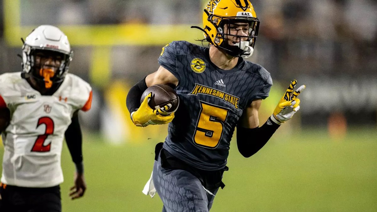 After a great conversation with <a href="/CoachWhitlow/">David Whitlow, Jr.✨</a> I'm blessed and humbled to receive my 8th Division 1 offer from Kennesaw State University .<a href="/FootballCamden/">🐶🏈Camden Bulldogs Football</a> <a href="/kennesawstfb/">Kennesaw State Football</a>