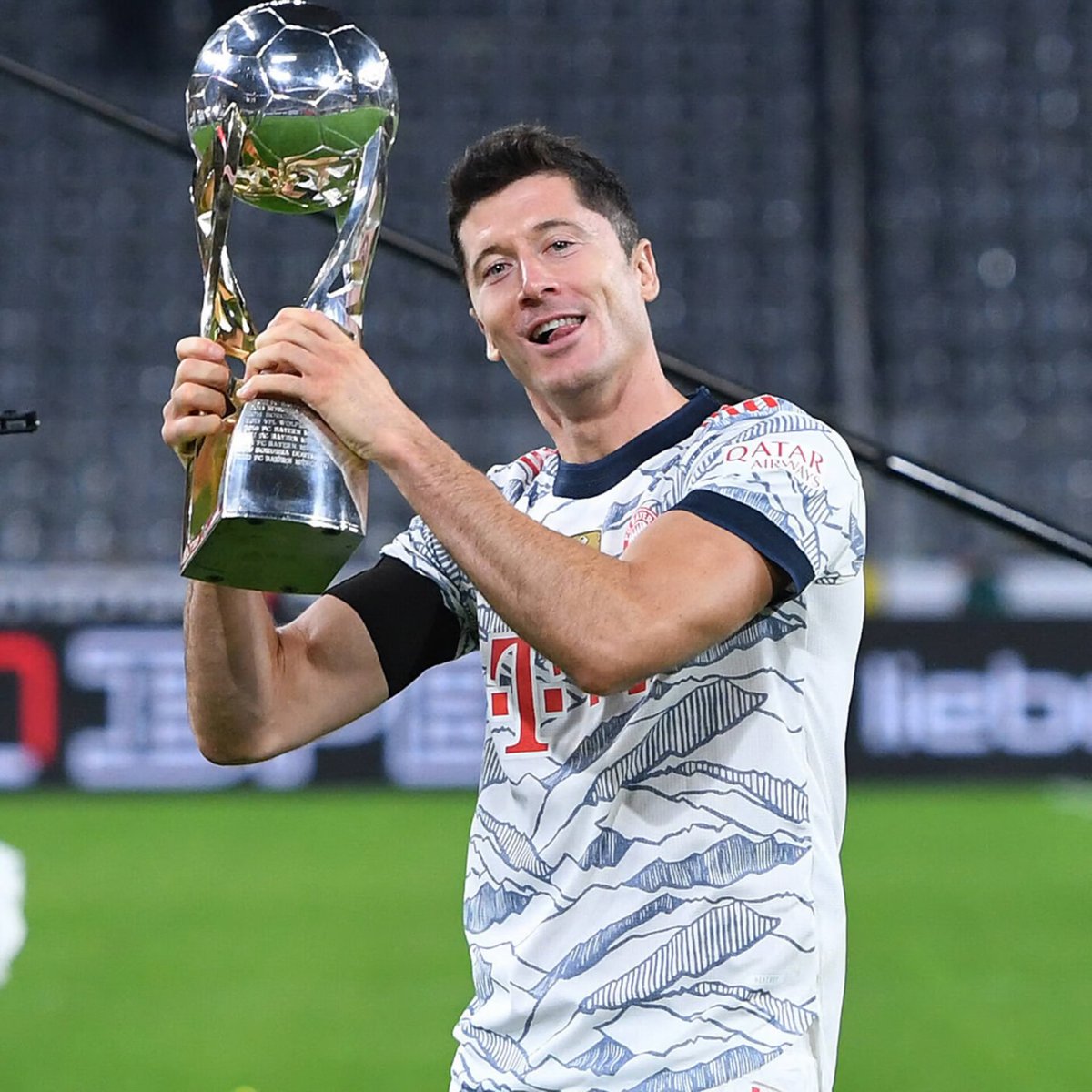 gd start to season, DFL Supercup win w @XB1Bayern onto league this weekend 
🔴⚪️🏆

<a href="/TheVFL_/">VFL</a> <a href="/proclubs_weekly/">Pro Clubs Weekly</a>