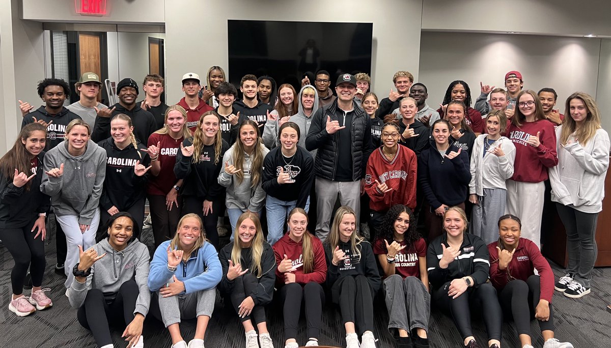 Our SAAC reps got to meet our new AD, Jeremiah Donati, last night during our biweekly meeting 🤙

We are happy to have you apart of the Gamecock Athletic Family ✨