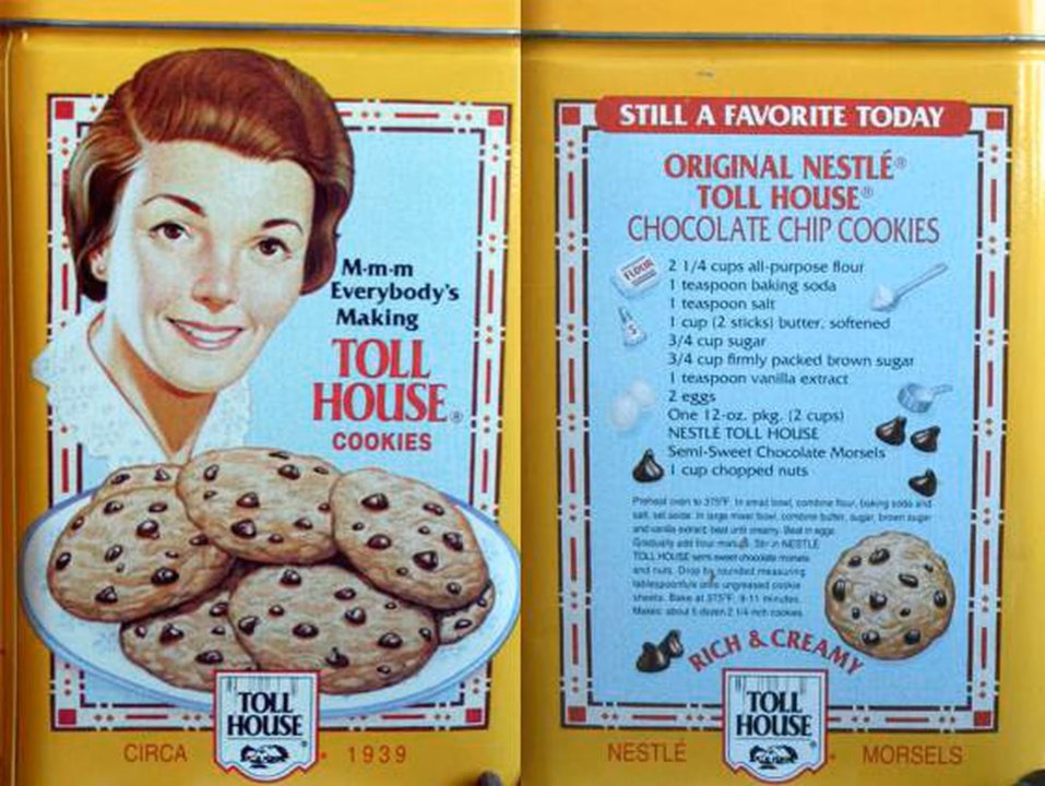 ivanfamil's tweet photo. En 1938, Ruth Wakefield estaba preparando sus galletas de chocolate siguiendo una antigua receta, pero la cambió usando trozos de chocolate. Así nacieron las cookies: un éxito cuya receta compró Nestlé y que la convirtió en multimillonaria. Tira del hilo 🧵👇🏽👇🏽👇🏽 https://t.co/sydIr74FVr