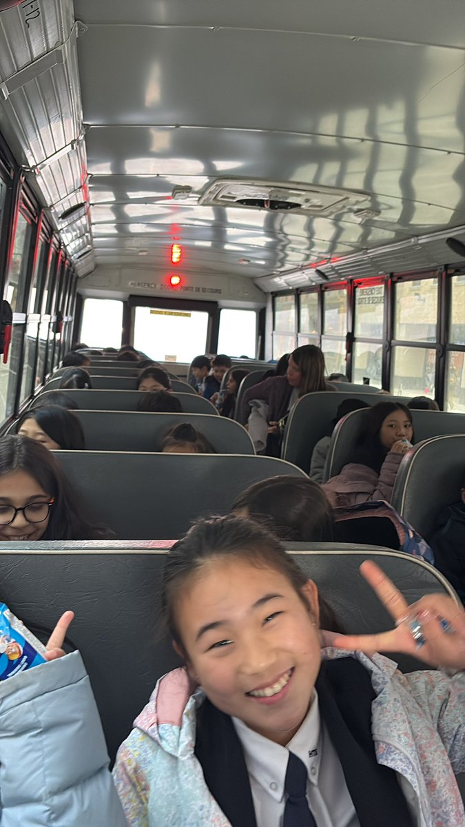 The Grade 4 bus is on the way back to HTS! We had a blast at the Lion King! 
<a href="/HTSRichmondHill/">HTS Richmond Hill</a>