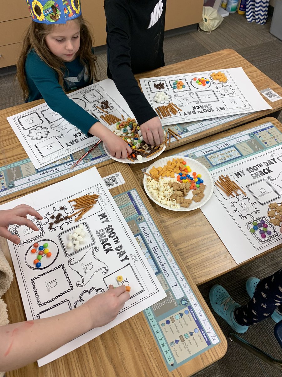 Starcevic1stKES's tweet photo. Happy 💯th Day of first grade! @KPSD2KPS @KPSD2KES https://t.co/Jy5MTZ30Gg