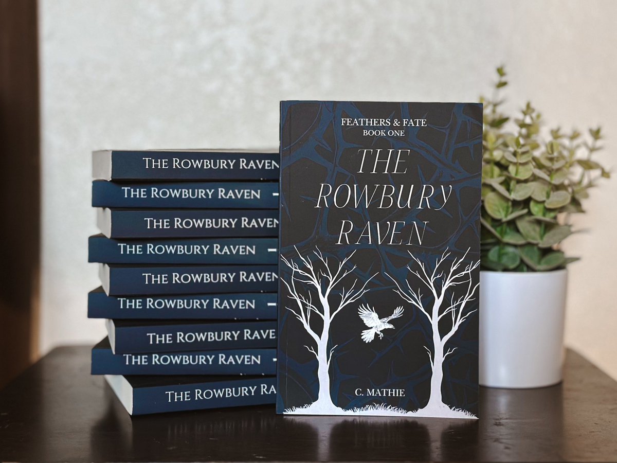 cmathie_author's tweet image. Author copies have arrived!! I’ll be signing these and sending them off to their new homes 🖤
Six are claimed, which means I have four readily available! (Signed copy will come with a bookmark and sticker)

#therowburyraven #feathersandfate #signedcopy #indieauthor #fantasy