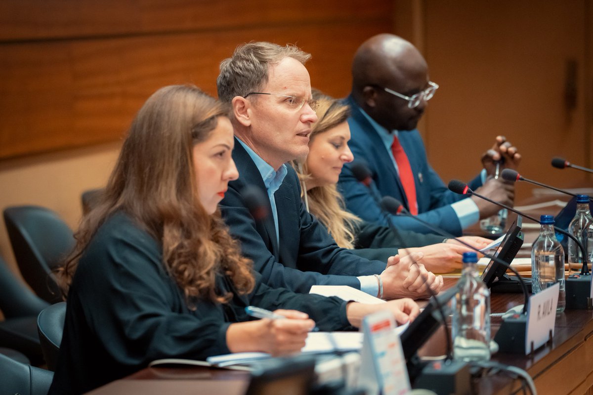 India at UN, Geneva (@indiaungeneva) on Twitter photo Impact of Open Networks
How Open Networks can reshape economies in digital era?
Featured <a href="/avilarenata/">Renata Avila</a>, <a href="/goldscheider/">daniel</a> and Mr. Ibrahima Saidou, CEO Partnership for Digital Access in Africa
Moderated by <a href="/ITUemergingtech/">Cristina Bueti</a> Impact of Open Networks
How Open Networks can reshape economies in digital era?
Featured <a href="/avilarenata/">Renata Avila</a>, <a href="/goldscheider/">daniel</a> and Mr. Ibrahima Saidou, CEO Partnership for Digital Access in Africa
Moderated by <a href="/ITUemergingtech/">Cristina Bueti</a>