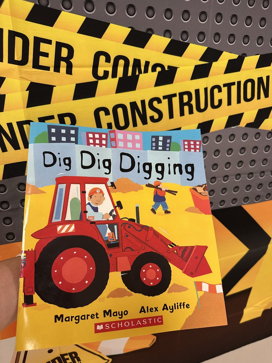 What a wonderful day reading to Pre-K for the Celebrate Literacy Week event! <a href="/RobBixler_OCPS/">Rob Bixler</a> <a href="/PamClark_OCPS/">Pamela Clark</a>