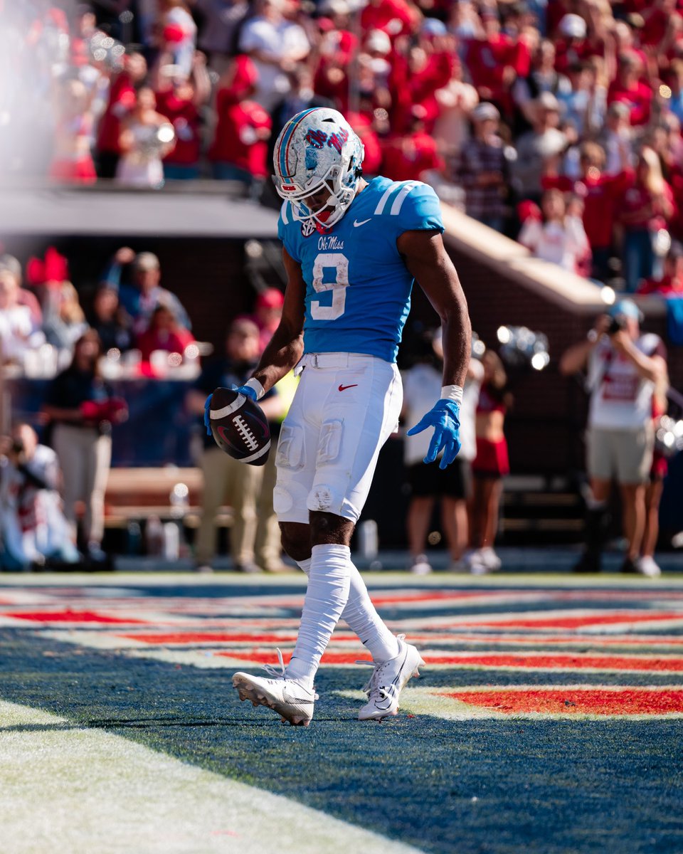 Kavon “Slim Reaper” Conciauro (@kantguardvon) on Twitter photo #AGTG Blessed to receive an offer from <a href="/OleMissFB/">Ole Miss Football</a> 🦈🦈 <a href="/Lane_Kiffin/">Lane Kiffin</a> <a href="/CoachGMcDonald/">George McDonald</a> <a href="/wesnab4646/">Wes Neighbors</a> <a href="/CoachEdwards10/">Jeremy Edwards</a> <a href="/CoachMont14/">Brett Montgomery</a> <a href="/JeremyO_Johnson/">Jeremy Johnson</a> <a href="/BearDownHOCO/">HOCO FOOTBALL</a> <a href="/ChadSimmons_/">ChadSimmons</a> #AGTG Blessed to receive an offer from <a href="/OleMissFB/">Ole Miss Football</a> 🦈🦈 <a href="/Lane_Kiffin/">Lane Kiffin</a> <a href="/CoachGMcDonald/">George McDonald</a> <a href="/wesnab4646/">Wes Neighbors</a> <a href="/CoachEdwards10/">Jeremy Edwards</a> <a href="/CoachMont14/">Brett Montgomery</a> <a href="/JeremyO_Johnson/">Jeremy Johnson</a> <a href="/BearDownHOCO/">HOCO FOOTBALL</a> <a href="/ChadSimmons_/">ChadSimmons</a>