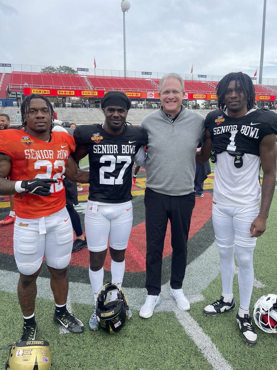 Coach Gus Malzahn (@coachgusmalzahn) on Twitter photo Super proud of <a href="/rjharvey07/">RJ Harvey</a> <a href="/bjthegoat_2/">BJ</a> <a href="/DacarrionM/">Mac Mcwilliams</a> Honored to coach these 3! Their future is very bright! <a href="/seniorbowl/">Reese's Senior Bowl</a> Super proud of <a href="/rjharvey07/">RJ Harvey</a> <a href="/bjthegoat_2/">BJ</a> <a href="/DacarrionM/">Mac Mcwilliams</a> Honored to coach these 3! Their future is very bright! <a href="/seniorbowl/">Reese's Senior Bowl</a>