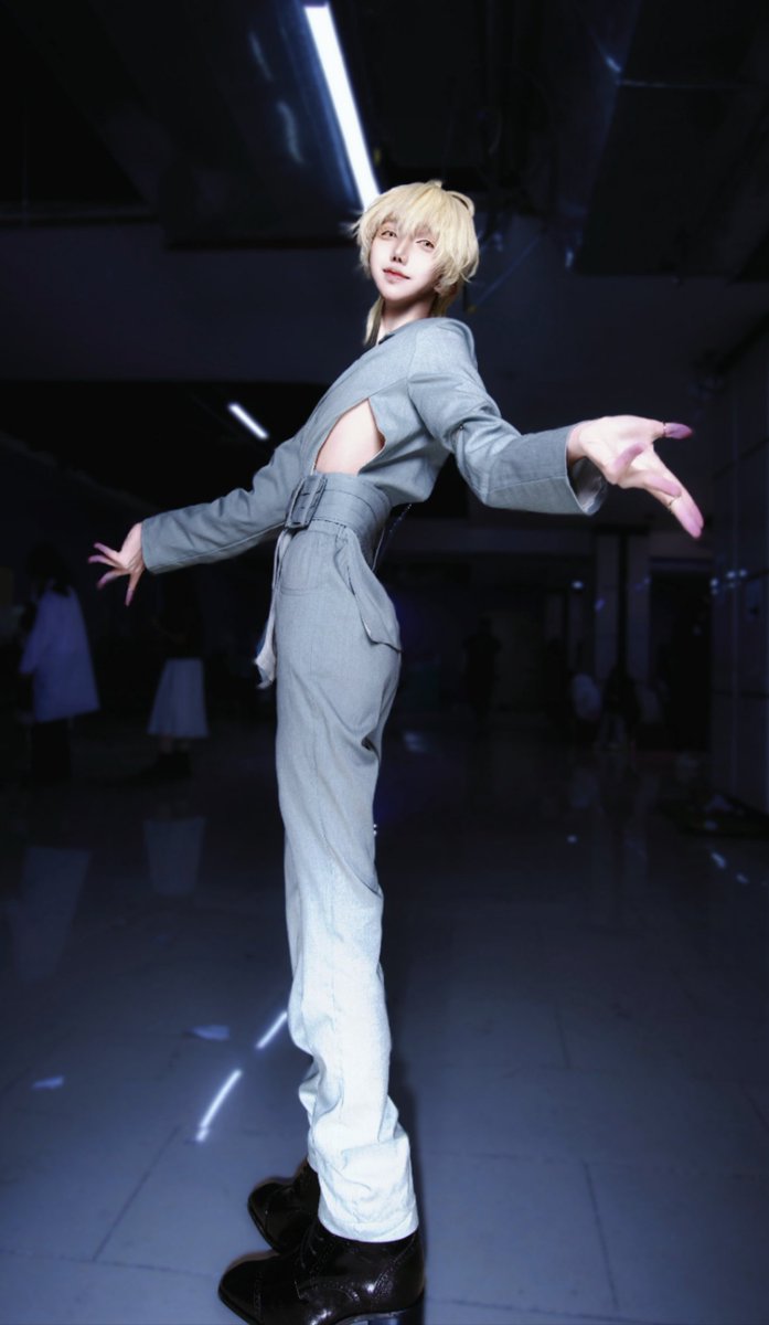 biniotngzh1's tweet photo. 可惜没有mizi）

#异形舞台 #alienstage #ALNST #ALNST_LUKA #cosplay https://t.co/cvrxN1A4G6