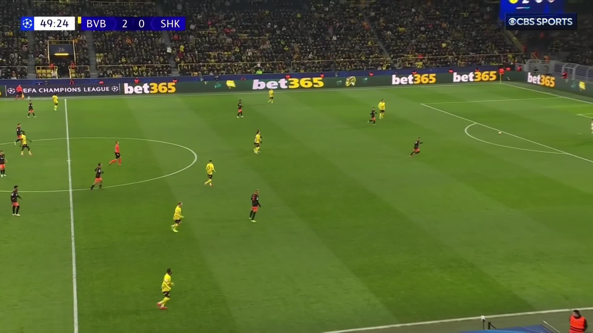 Goalkeepers look away 😅